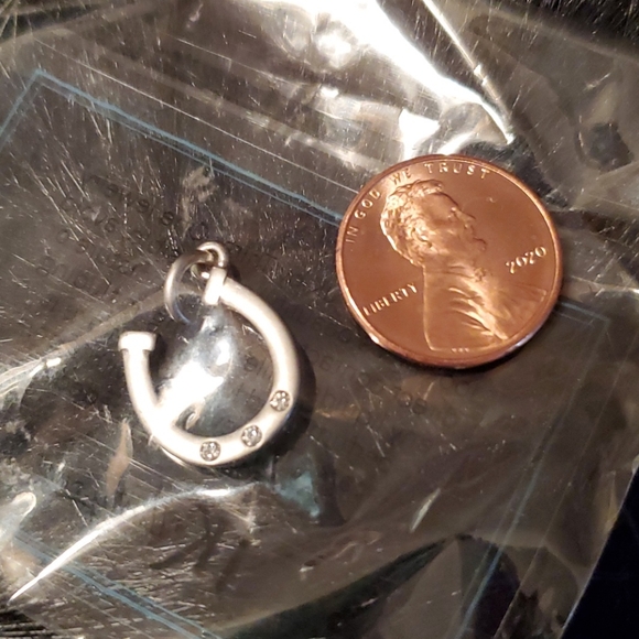 NWOT Thirty One Horse shoe charm with rhinestones - Picture 2 of 3